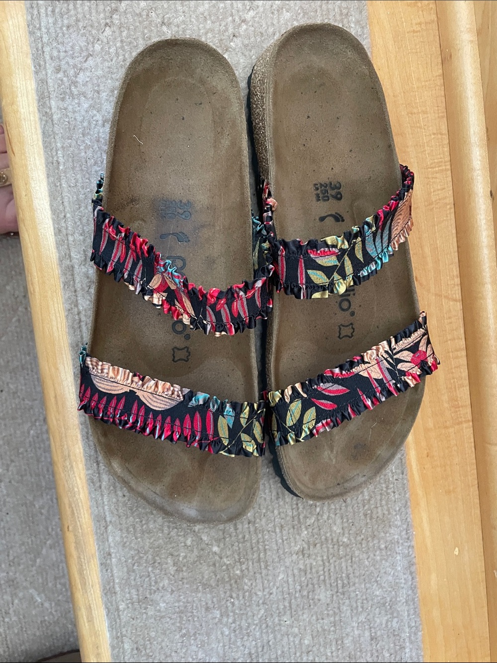 Papillio by Birkenstock Curacao III Slide Sandals Flower Frill Size 39 / 8/ 8.5